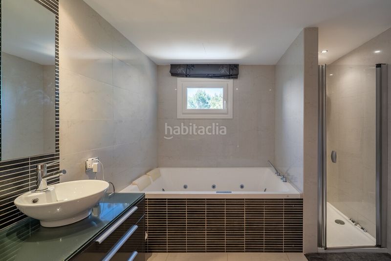 Foto cee31c23-680c-40c0-bb96-2079240f0e45. Xalet amb calefacció aparcament piscina a Cala Ratjada Capdepera