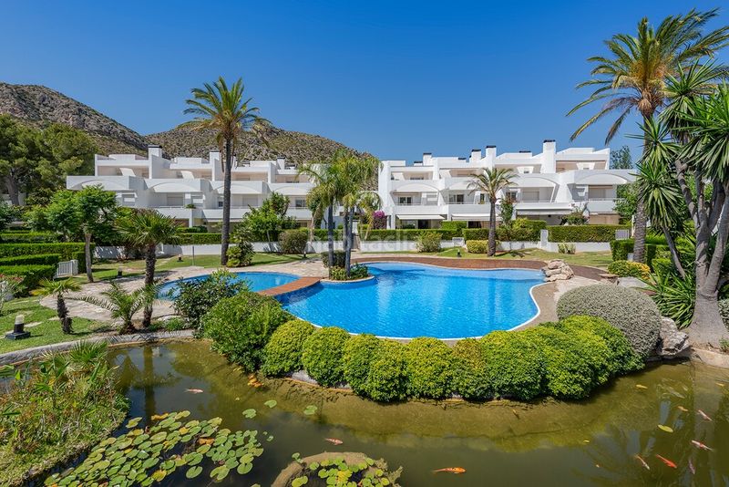 Foto f9349499-6eb7-45c5-a01d-735e4b583a8f. Casa aparellada amb aparcament piscina a port de Pollença Pollença
