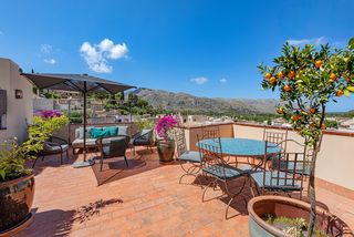 Casale in Pollença Poble. Casa de pueblo con licencia etv en venta en el corazón de pollen
