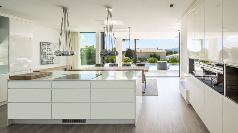 Foto 7a27333e-8c4f-48d8-8f05-edb547715e21. Chalet elegante villa costera con vistas al mar en venta en bonaire, al norte de mallorca en Alcúdia
