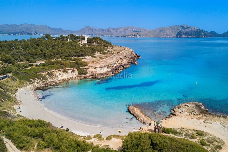 Foto 7f94745f-15e9-4f11-a660-1b79626a5c4e. Chalet elegante villa costera con vistas al mar en venta en bonaire, al norte de mallorca en Alcúdia