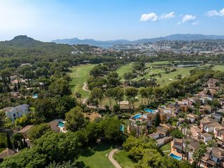 Fondo rustico in Santa Ponça. Parcela junto al golf en venta en santa ponsa, suroeste de mallo