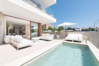 Apartament a Son Dameto. Apartamento en planta baja con piscina privada en venta en palma