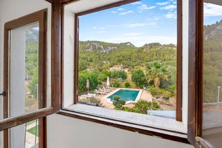 Bauernhof in Sant Elm. Finca de inversión con piscina en venta en sarracó, suroeste de