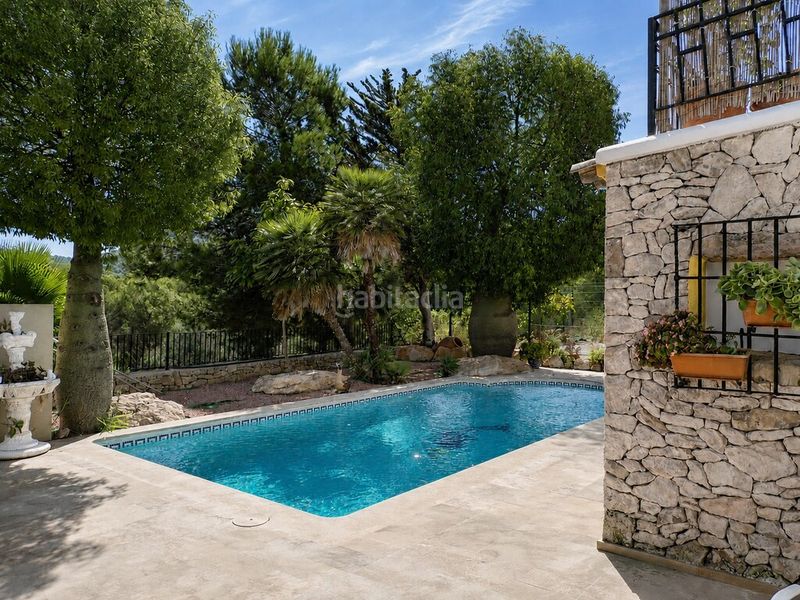 Foto 4f3740d2-8819-434b-bf51-0315a04630dc. Masia amb calefacció aparcament piscina a Santa Eulària des riu Santa Eulària