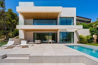 Xalet a Son Vida. Villa mediterránea moderna en venta en la zona alta de son vida,
