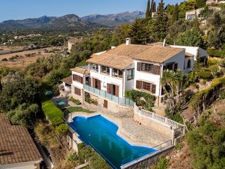 Xalet a Port de Pollença. Villa con vistas al mar en venta en el vila, puerto pollensa, no