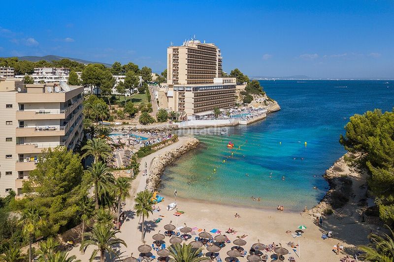 Foto 5b55f4b4-d5c0-4a8d-a940-e630c345c456. Xalet amb calefacció aparcament piscina a Cala Vinyes Calvià