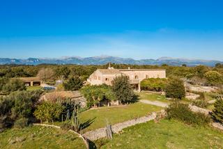 Mas à Lloret de Vista Alegre. Maravillosa finca para reformar en venta cerca de sineu, mallorc