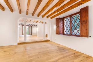 Chalet in Monti-Sion. Lujoso apartamento dúplex en venta en el casco antiguo de palma,