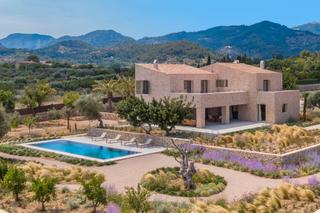 Mas à Selva. Nueva finca de lujo con vistas a la bahía de alcudia en venta en