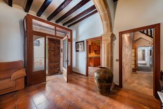 Country house in Pollença Poble. Espectacular casa de pueblo en venta en el caso antiguo, pollens