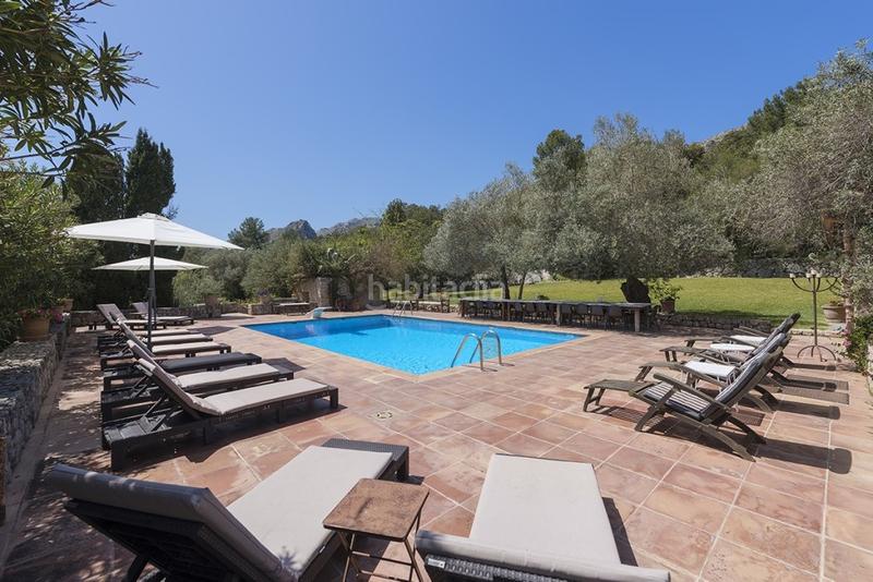 Foto 23df8438-e28e-41c6-b37a-6cdfe079f0fe. Masia amb aparcament piscina a Pollença poble Pollença