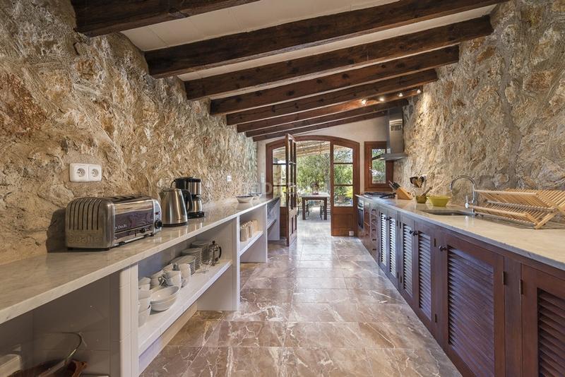 Foto b59ff409-54da-4ee1-b6a9-8ce1c4b18d25. Masia amb aparcament piscina a Pollença poble Pollença