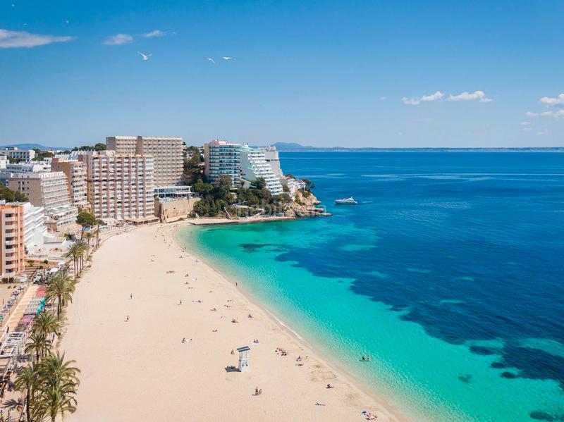 Foto 387b7170-3d78-4596-9a39-6baf0a7d026a. Chalet with parking pool in Sol de Mallorca Calvià