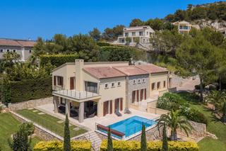 Xalet a Canyamel. Magnífica villa con vistas panorámicas en venta en canyamel, mal