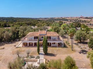 Masia a Muro. Impresionante casa de campo con vistas al mar en venta en muro,