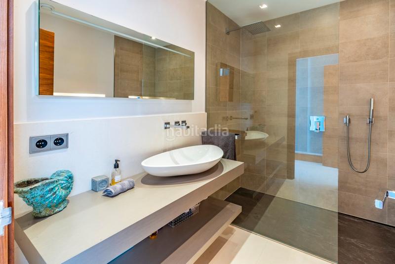 Foto 33032d2a-bb1e-4e02-a24b-c818dfa3067d. Xalet amb calefacció aparcament piscina a port d´Andratx Andratx