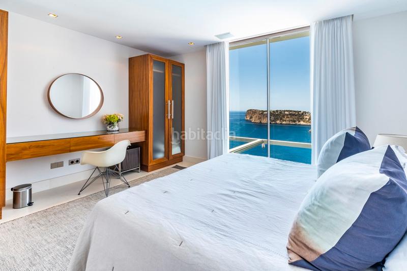 Foto f242983b-032a-49a6-bd60-18321332d4a3. Xalet amb calefacció aparcament piscina a port d´Andratx Andratx