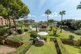 Apartamento en Santa Ponça. Apartamento dúplex en planta baja en venta en nova santa ponsa,