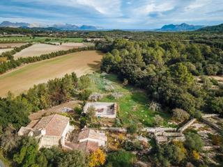 Country house in Pollença Poble. Excitante proyecto de renovación en venta en el campo de pollens