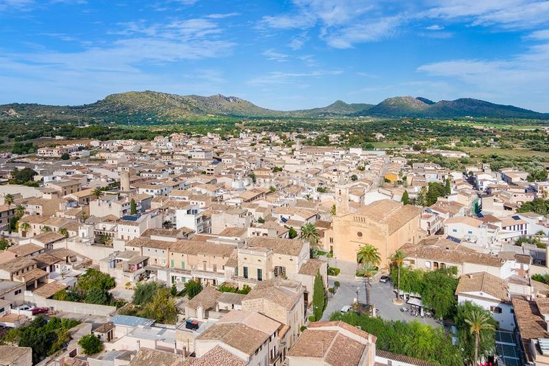 Foto b3c2f0d6-0536-460e-98dc-739359a579cb. Rural plot in Sant Llorenç des Cardassar