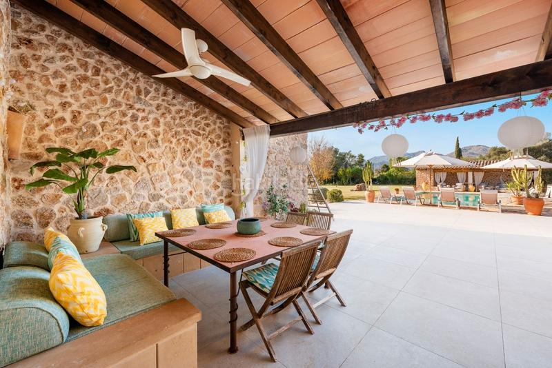 Foto d5526146-88fe-4044-a48f-86d96ee432e2. Masía casa de campo con impresionantes vistas panorámicas en venta en pollensa, mallorca en Pollença