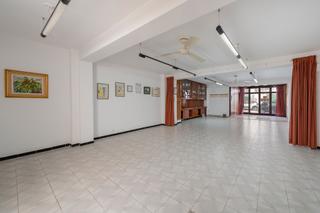 Business premise in Port de Pollença. Edificio comercial en venta en puerto pollensa, mallorca