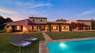 Masia a Calvià Poble. Magnífica finca en amplia parcela privada en venta en calvià, ma