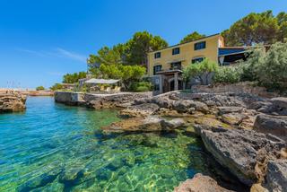 Chalet à Bacarés-Manresa-Bonaire. Lujosa villa en primera línea en venta en bon aire, mallorca