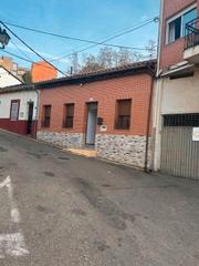Casa a N/a. Se vende casa en benavente