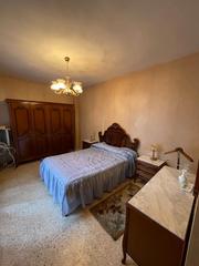 Rent Flat in Benavente. Se alquila piso en benavente