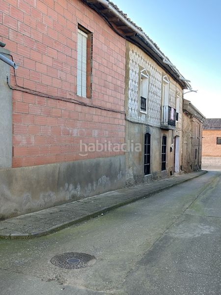 Foto 4ee212b4-9204-4c9c-aba0-ba236aacc990. Casa amb xemeneia calefacció aparcament a Villalobos
