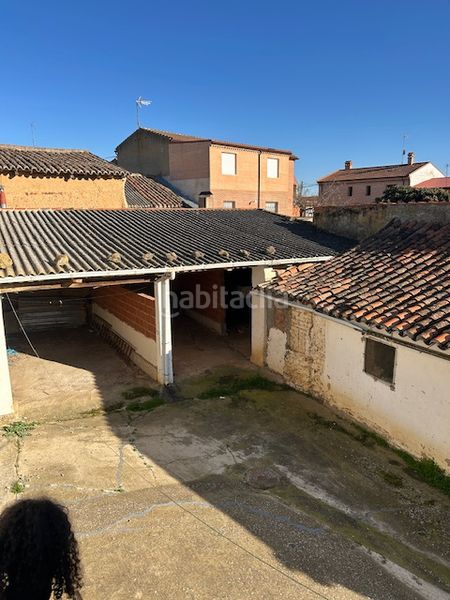 Foto 7c6d6fb0-f58c-4879-a9d8-edaac4f03612. Casa amb xemeneia calefacció aparcament a Villalobos
