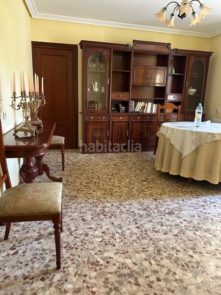 Foto c3241441-99d9-43df-8e61-ca10a4e3ea0e. Casa amb xemeneia calefacció aparcament a Villalobos
