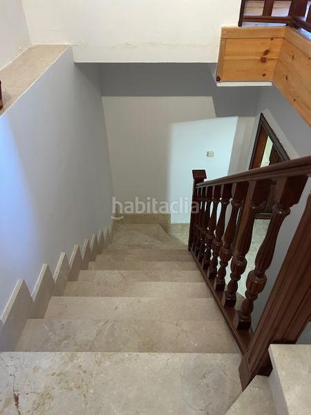 Foto e2aed3bc-46e6-409b-8b35-cede035e749e. Casa amb xemeneia calefacció aparcament a Villalobos