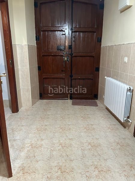 Foto f50363dd-dd03-4484-8e95-5c8db76fcfa4. Casa amb xemeneia calefacció aparcament a Villalobos