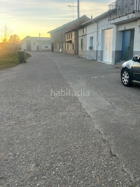 Foto e93f6639-d7ee-4ea6-b548-a25e86ecf7f7. Casa amb xemeneia a Torre del Valle (La)