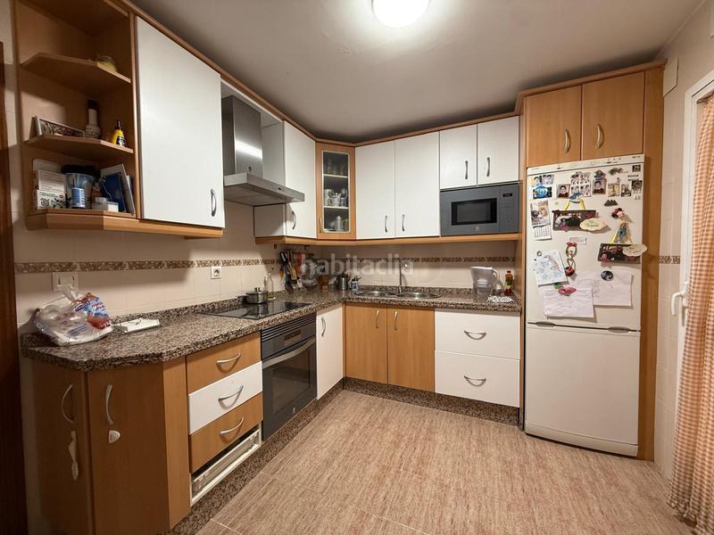 Foto bce37860-233f-481b-b72f-66222346cff4. Pis amb aparcament a Norte Mérida