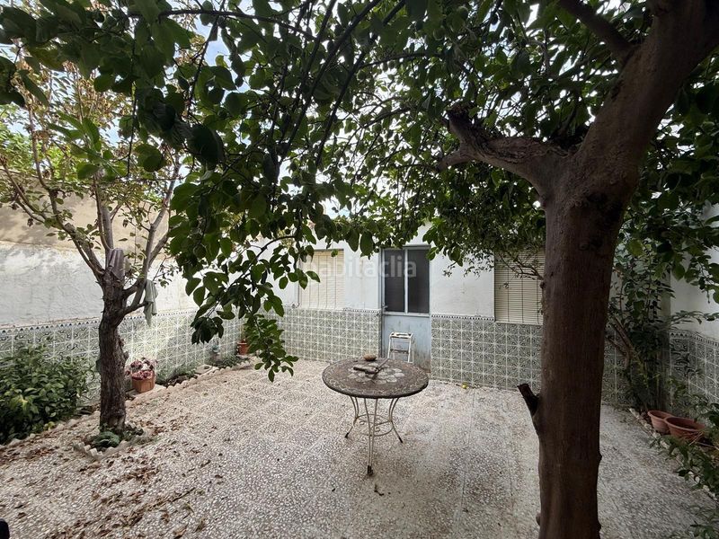 Foto ef1e7571-95b5-4a69-a4ba-81486ce6b038. Casa adossada amb calefacció a Centro Mérida