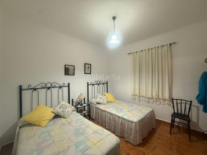 Foto aa87c4c3-e5f0-4d06-9fa1-0b79394dbffb. Casa amb aparcament a Oeste Mérida