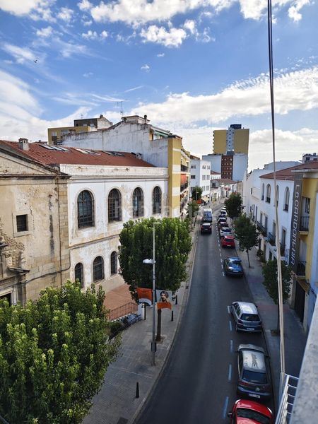 Foto c8dd60b2-7eef-43e9-ab92-debed1141226. Lloguer pis a Centro Mérida