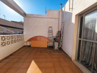 Duplex  Calle muluya. Se vende piso tipo duplex en carretera de la mojonera