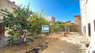 Terreno residencial en Calle cine 9. Solar de 145 m2 centro poblacion con luces a dos calles