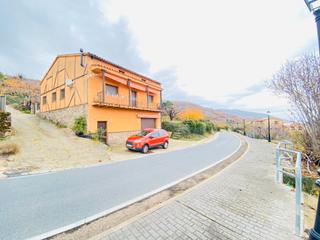 Casa en Paseo naranjos 108. Casa exclusiva con terreno y vistas insuperables.