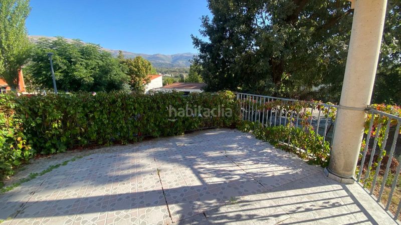 Foto 079373c6-049a-43cf-a1c5-d3890178c087. Casa adosada en calle la lancha 36 casa / chalets (enfrente de la piscina municipal) en Cuacos de Yuste