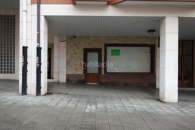 Foto c99435fb-0ed6-4658-b570-2d52e51f396e. Alquiler local comercial en jata kalea 7 en santa maría de Getxo Getxo