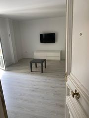 Affitto Appartamento in Casco Antiguo. Alquiler de piso en zona casco antiguo