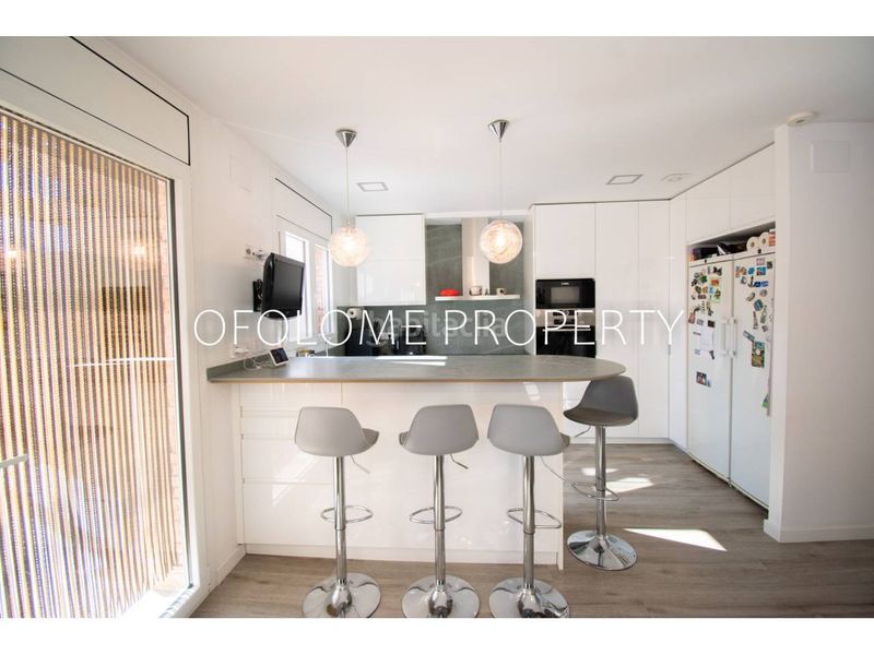 Foto 015b309b-30e7-4384-9e3f-fc56071756bc. Edifici a Creu Alta Sabadell