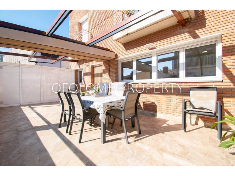 Foto 20c511c7-30de-4ccb-9ecf-58dcb8e8adc9. Edifici a Creu Alta Sabadell